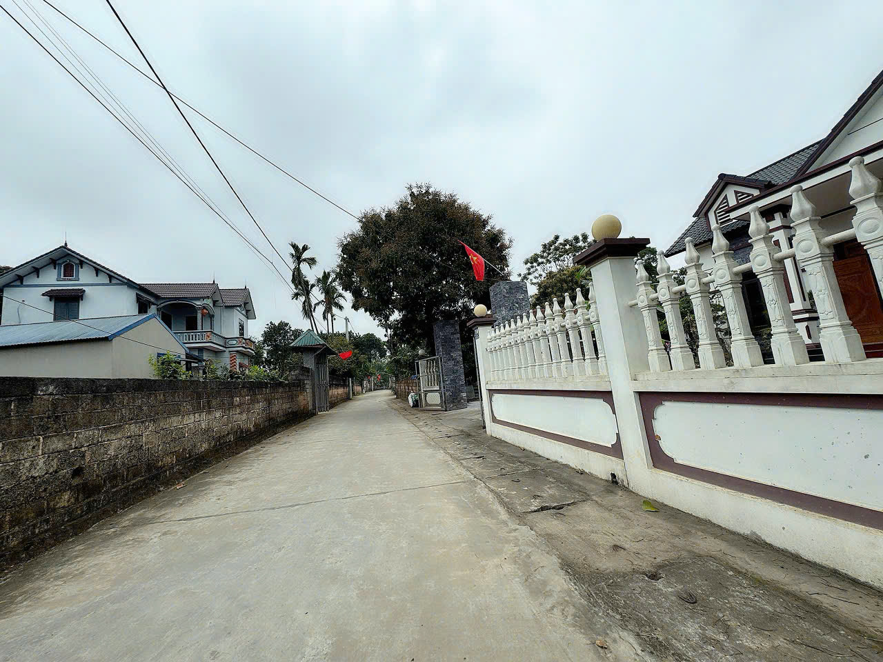 bán mảnh đất 1091m Tân Tiến , mặt tiền rộng , đường ô tô tránh giá chỉ vài triệu - Ảnh 1